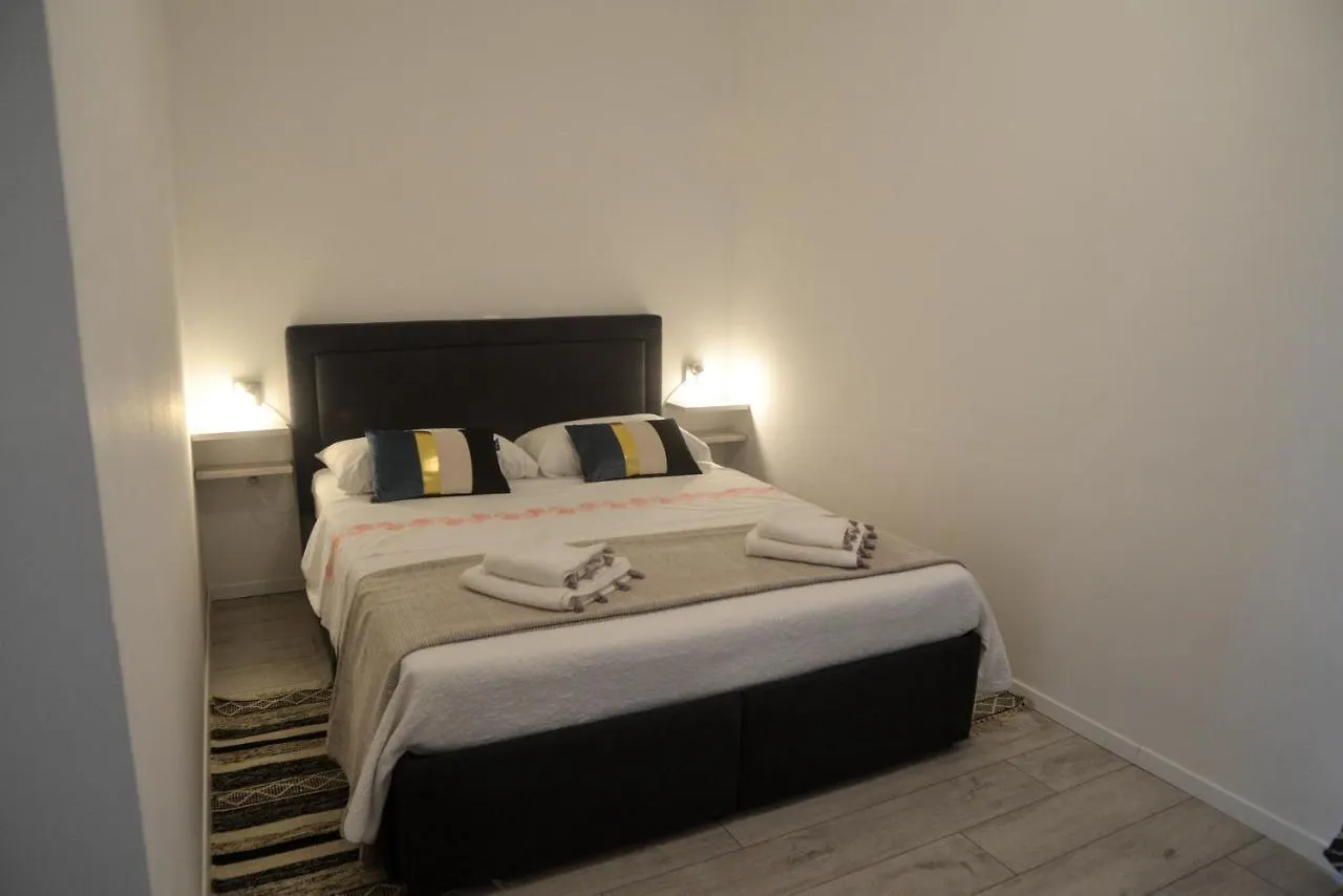 Apartments Mavra-Kukljica  Kukljica