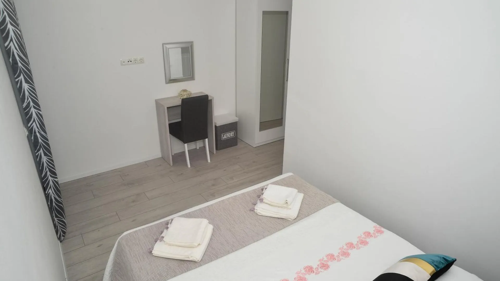 Apartments Mavra-Kukljica  Kukljica