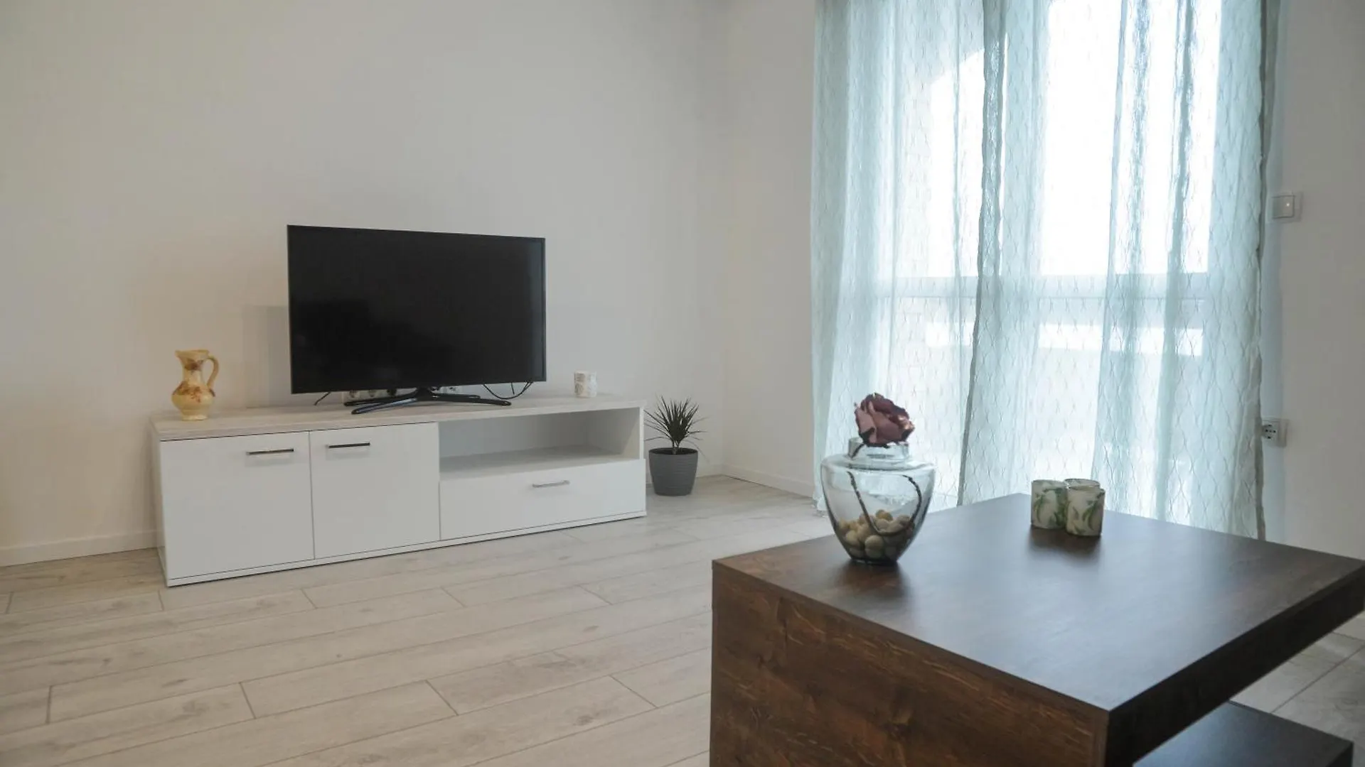 Apartments Mavra-Kukljica