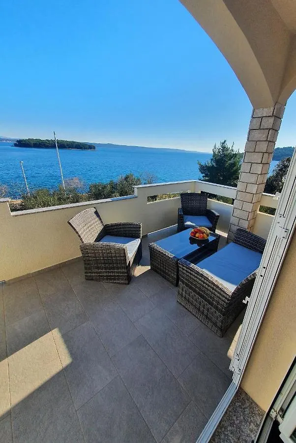 Apartments Mavra-Куклица